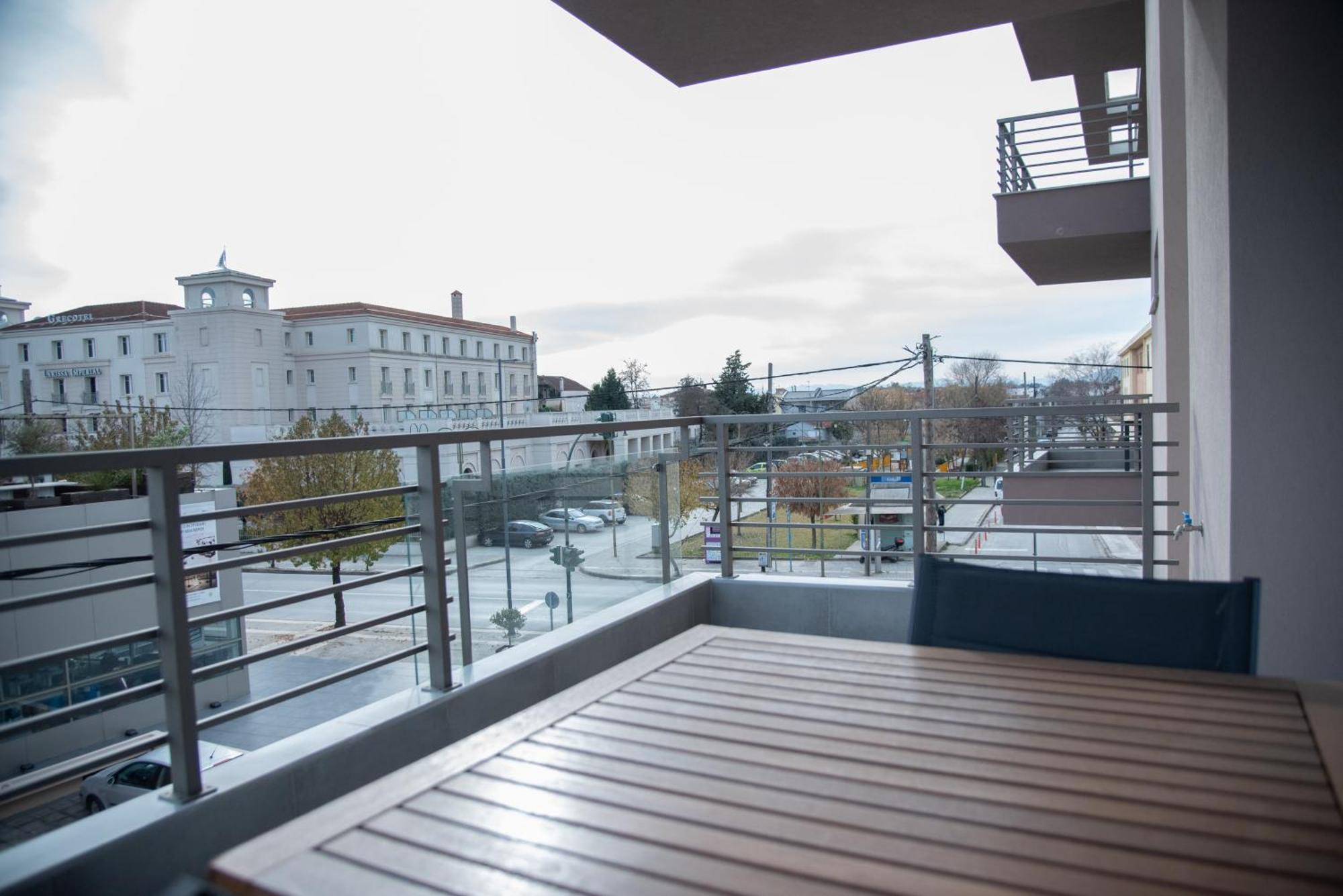 Smart Green Appartments Larissa Esterno foto